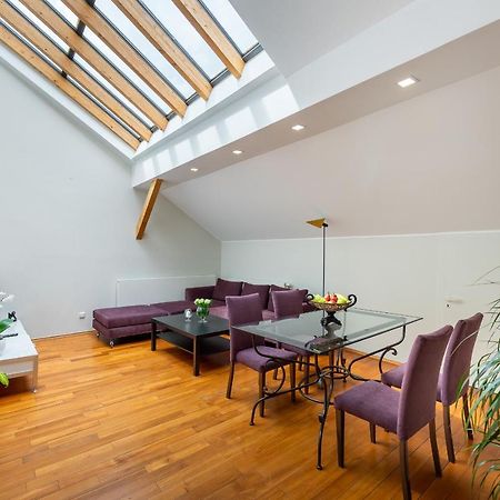 Apartments Almandine Prague Exterior photo